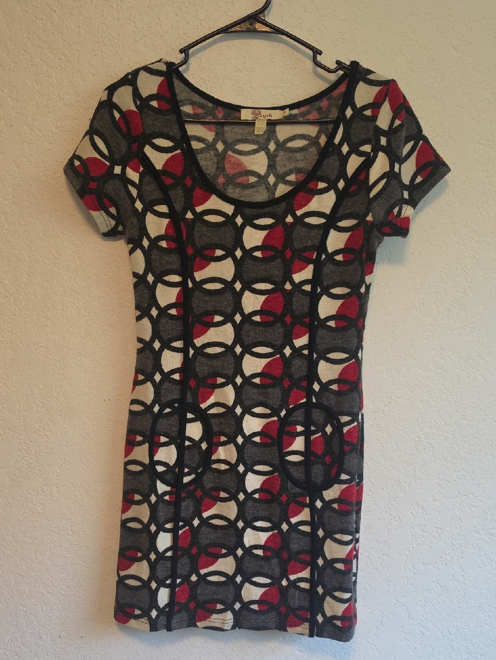 Vintage Scoop Neck Short Sleeve Dress in Red, Black & Cream